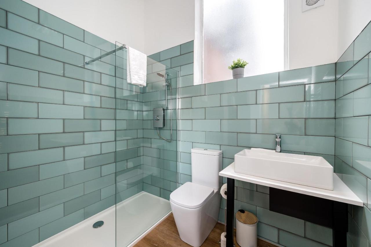 Host & Stay - Wood Street Nightlife Apartment Liverpool Buitenkant foto